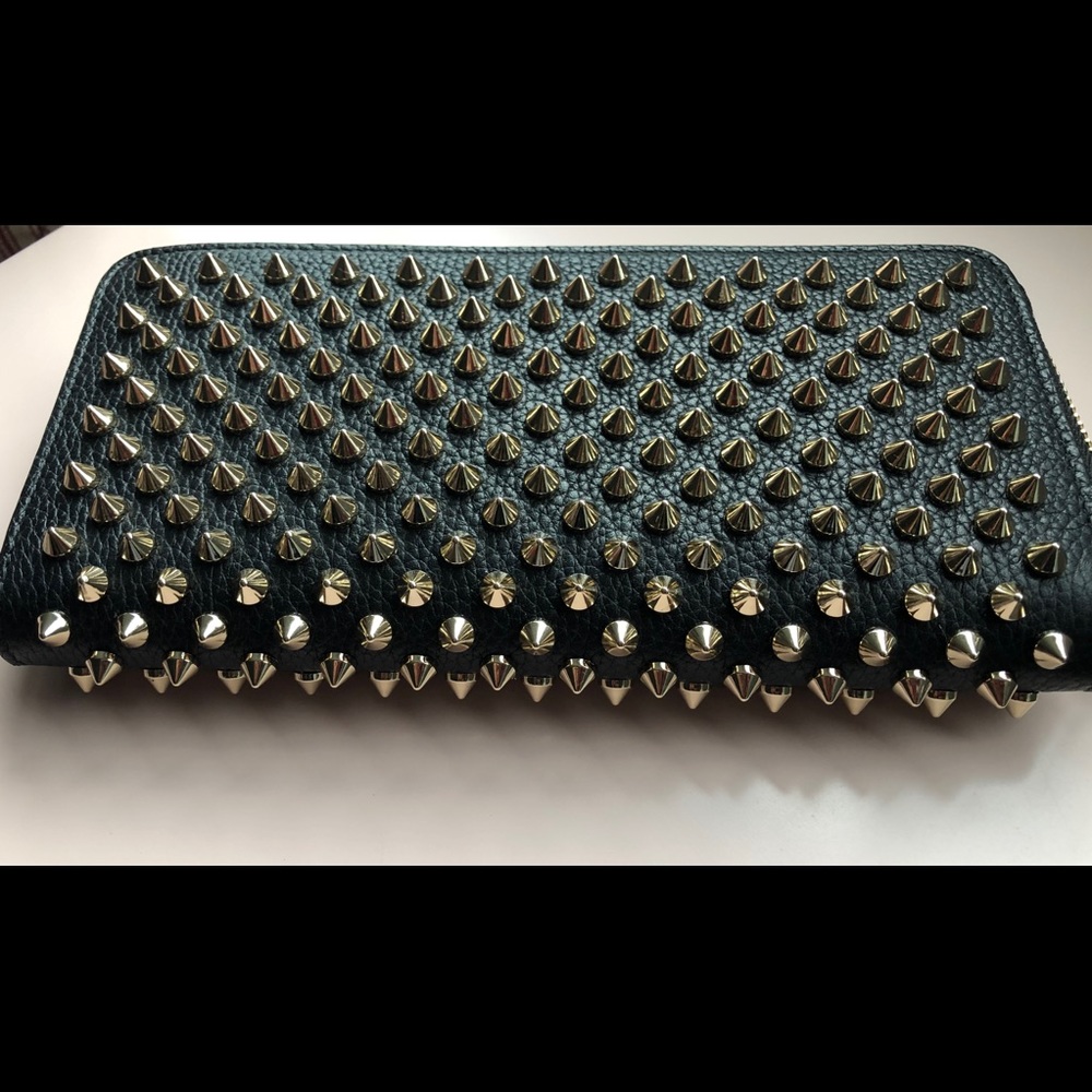 CHRISTIAN LOUBOUTIN-AUTHENTIC NWT Spike WALLET - Picture 10 of 15
